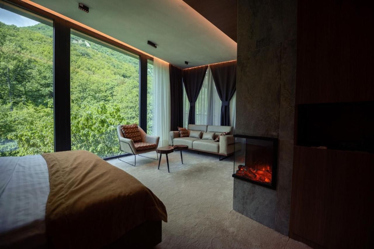 Resort Ujevara E Drinit Peć Zewnętrze zdjęcie