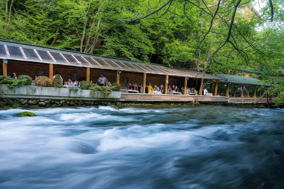 Resort Ujevara E Drinit Peć Zewnętrze zdjęcie