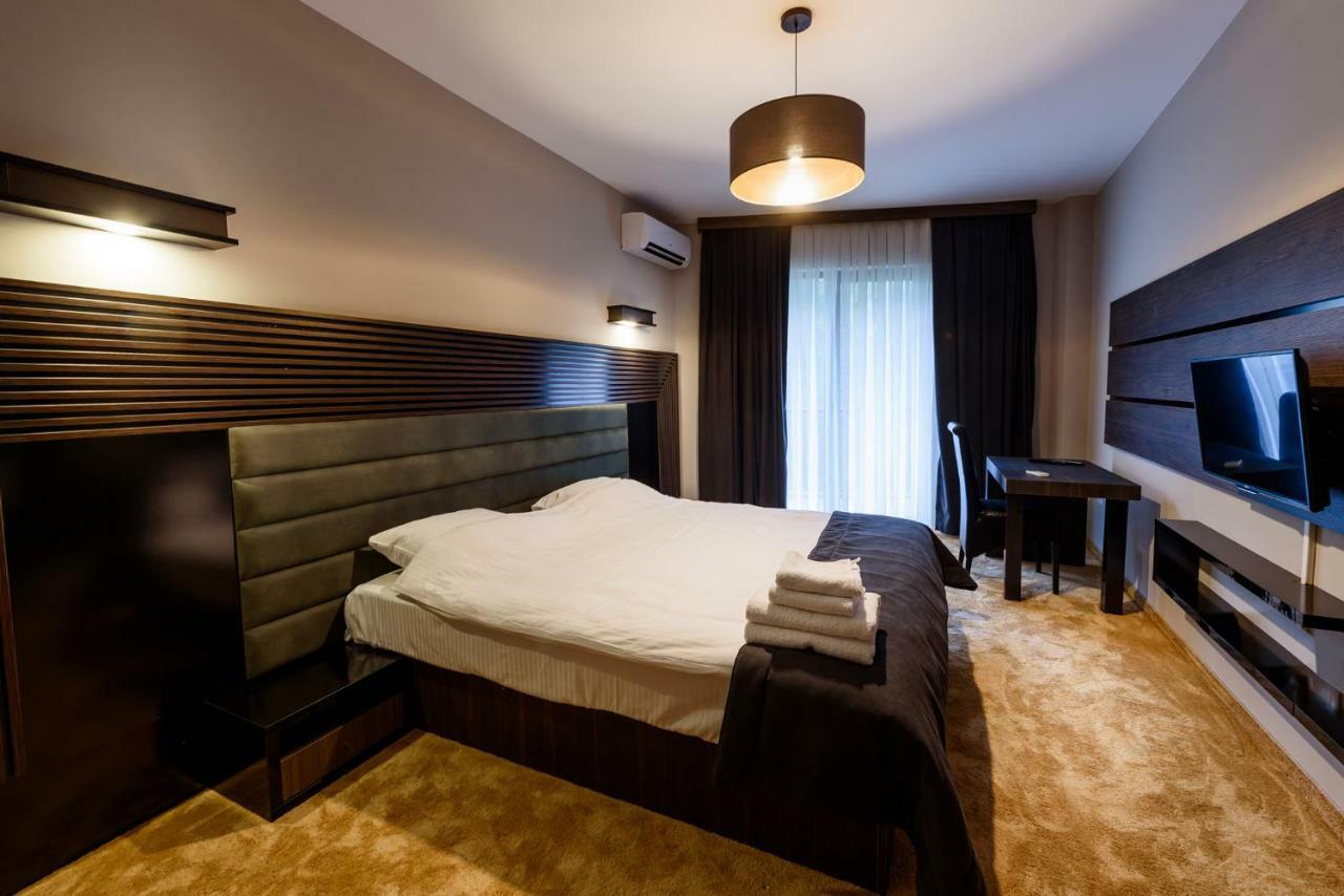 Resort Ujevara E Drinit Peć Zewnętrze zdjęcie