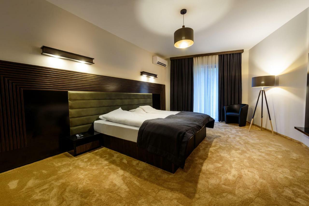 Resort Ujevara E Drinit Peć Zewnętrze zdjęcie